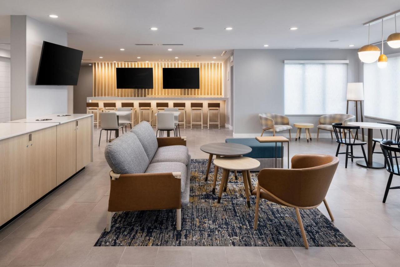 Towneplace Suites By Marriott West Kelowna Extérieur photo