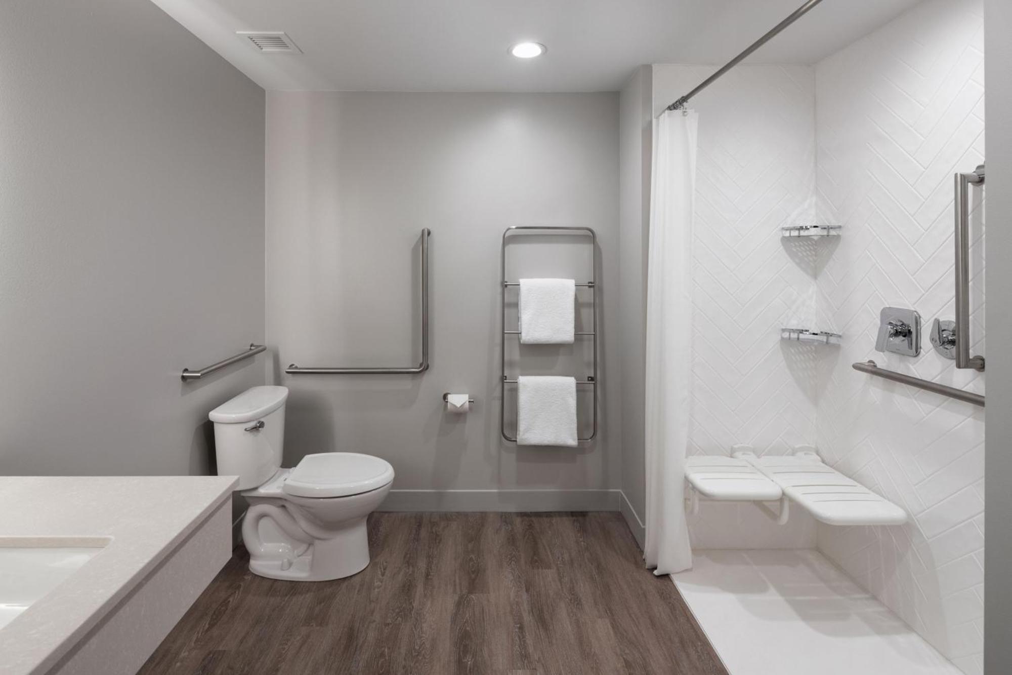 Towneplace Suites By Marriott West Kelowna Extérieur photo
